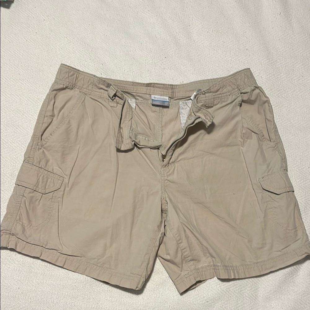 Colombia lightweight Cargo Shorts 8in Inseam
